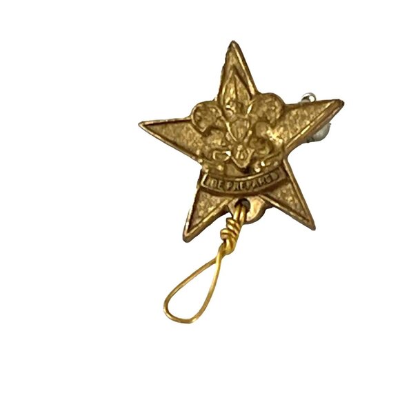 Boy Scouts Bronze Star Badge With Wire Loop & Pinback - Picture 2 of 5